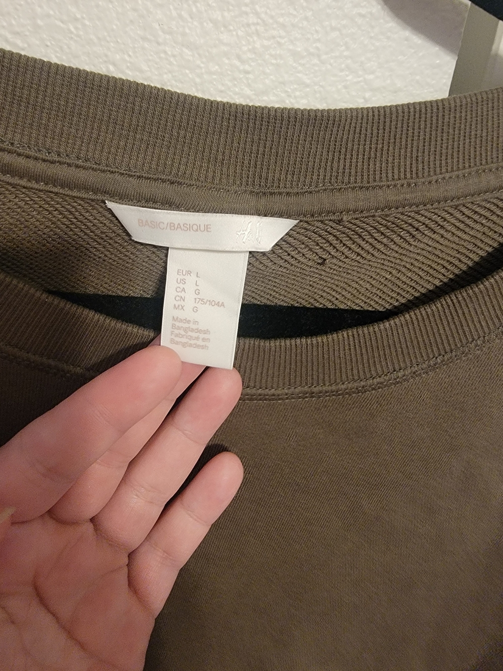 H&M Olive Crewneck Sweatshirt - Picture 3 of 3